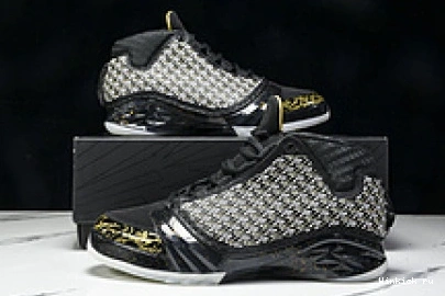 Room 23 Jordan Trophy Black 0918